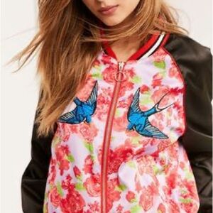 Urban Outfitters Floral Embroidered Women's Jacket